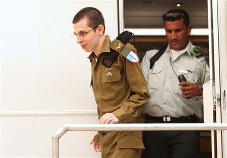 giladshalit.jpg